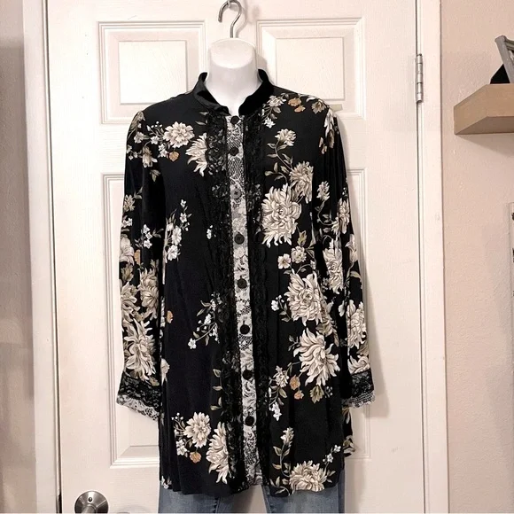 In Encore Flowy Floral Boho Coverup Lounging Button Down Light Jacket Top - Picture 3 of 11